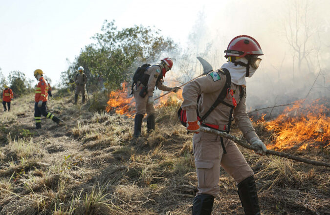 Bombeiros prestaram mais de 63 mil atendimentos no 1º semestre; incêndios cresceram