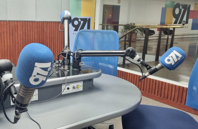 Rádio Educativa é finalista do Prêmio Ocepar de Jornalismo com duas séries especiais