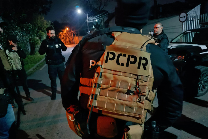 PCPR cumpre mandados contra grupo de roubos de cargas em Curitiba e RMC