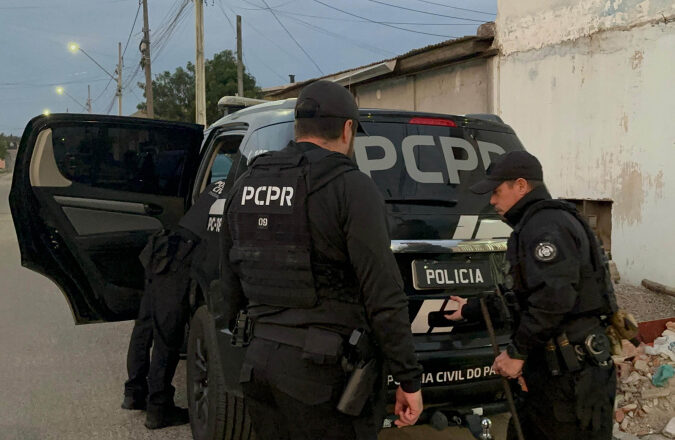 PCPR cumpre oito mandados contra envolvidos em roubos de cargas em Matinhos e Ibaiti