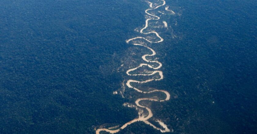 Projeto monitora rios na região da Terra Indígena Yanomami